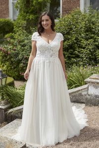 Taffeta and lace wedding dresses gloucester silhouette_mila_jane-001