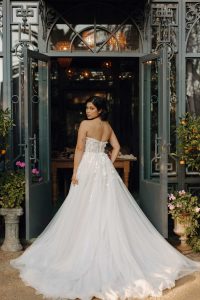 7702-Taffeta and Lace Gloucester Stella York wedding gown