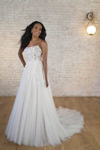 7702-Taffeta and Lace Gloucester Stella York wedding gown