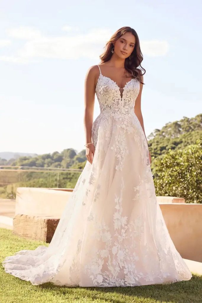 Taffeta and Lace Gloucester Sophia Tolli Designer Weekend November 2023