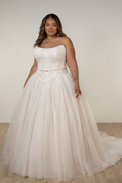Plus Size Wedding Gowns at Taffeta and Lace by Stella York