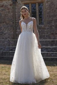 Taffeta and Lace Wedding Gowns Romantica_Bodie